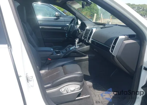 2013 Porsche Cayenne S из США, поврежденный, VIN WP1AB2A20DLA86634